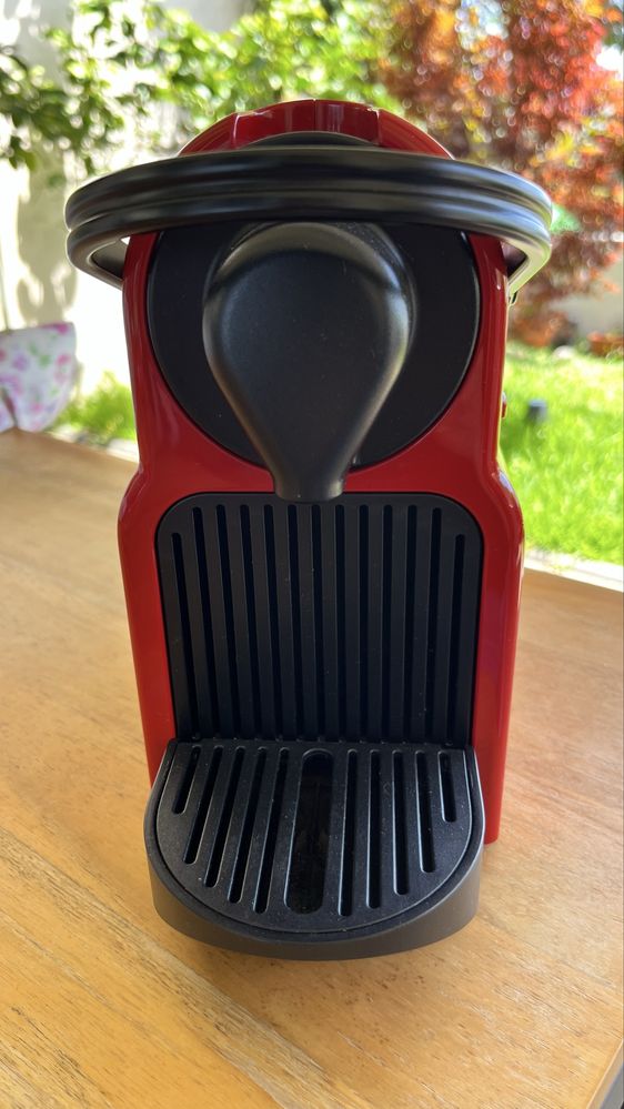 Maquina de cafe Nespresso KRUPS