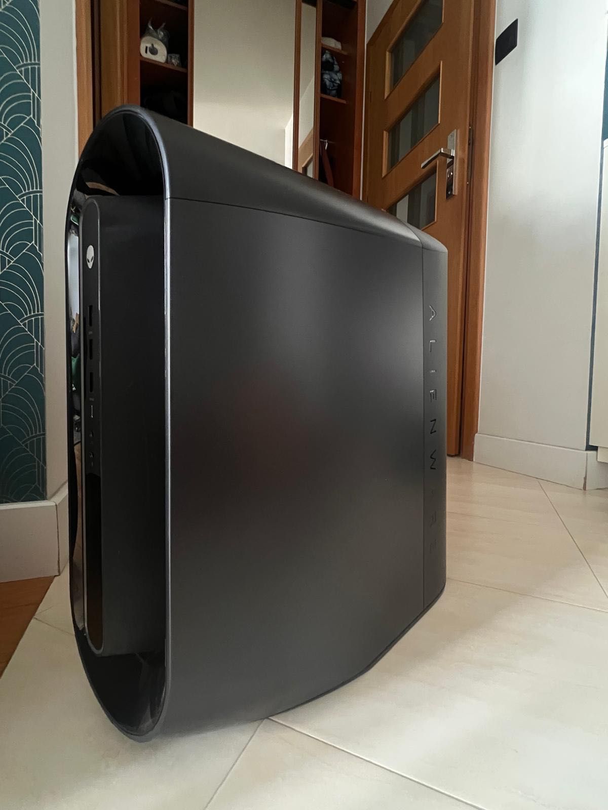 DELL Aurora R10 (RTX 3080)