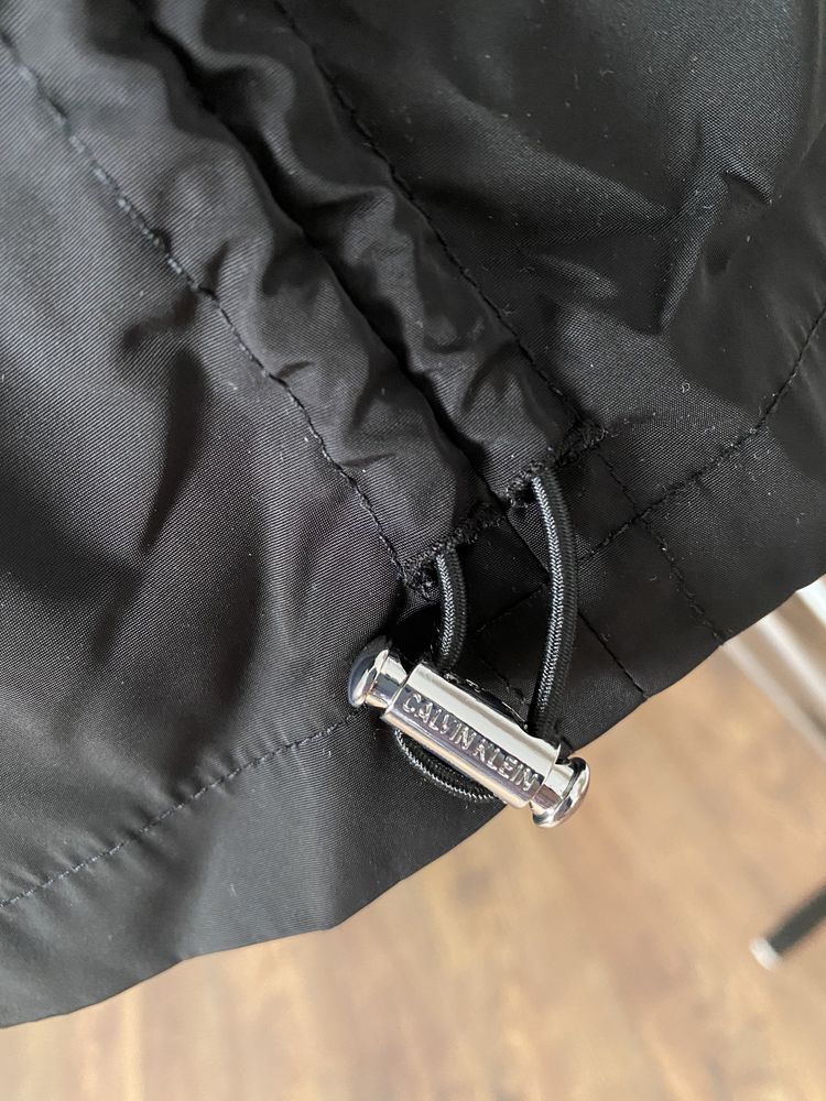 Новая куртка Calvin Klein