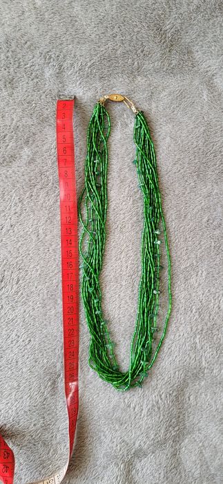 Вироби з бісеру, кольє, джгути