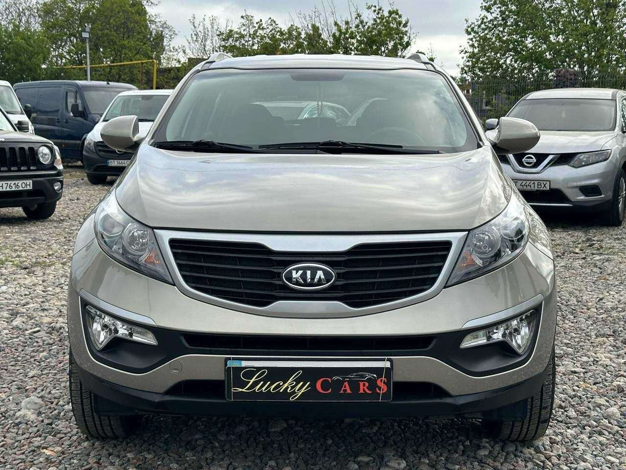 Авто Kia Sportage 2012