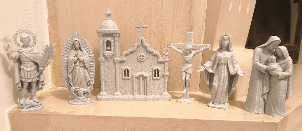 Peças religiosas em 3D na cor mármore!