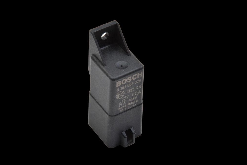 504013085 Iveco Daily 03-06 przekaźnik świec żarowych