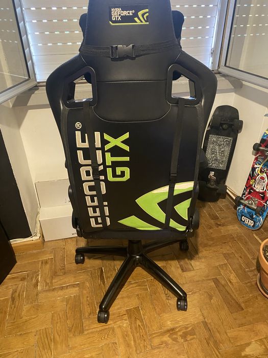 Cadeira gaming noblechair epic