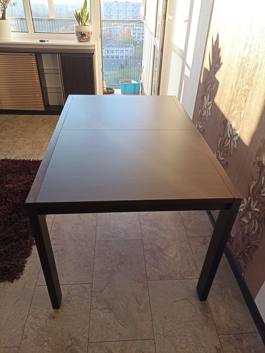 Stół rozkładany do pokoju