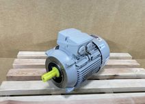 silnik elektryczny 2,2kW 970obr. 3fazowy SIEMENS IE3
