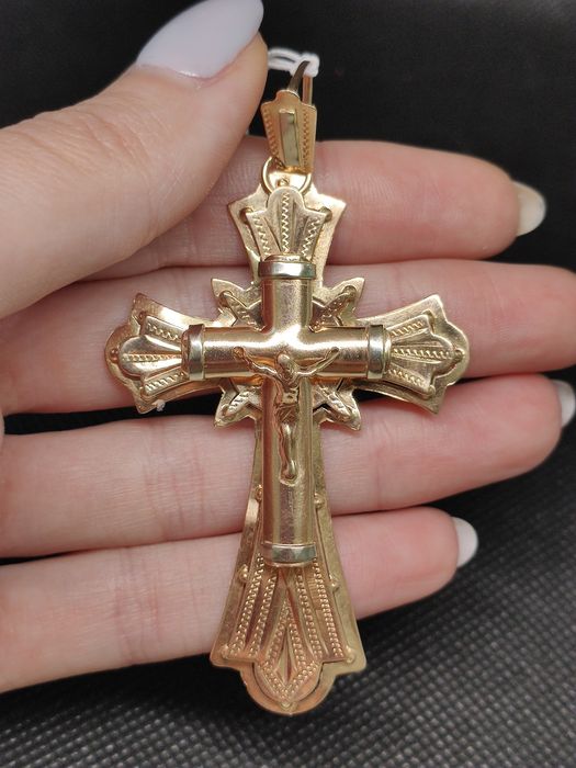 Крест золотой 75мм