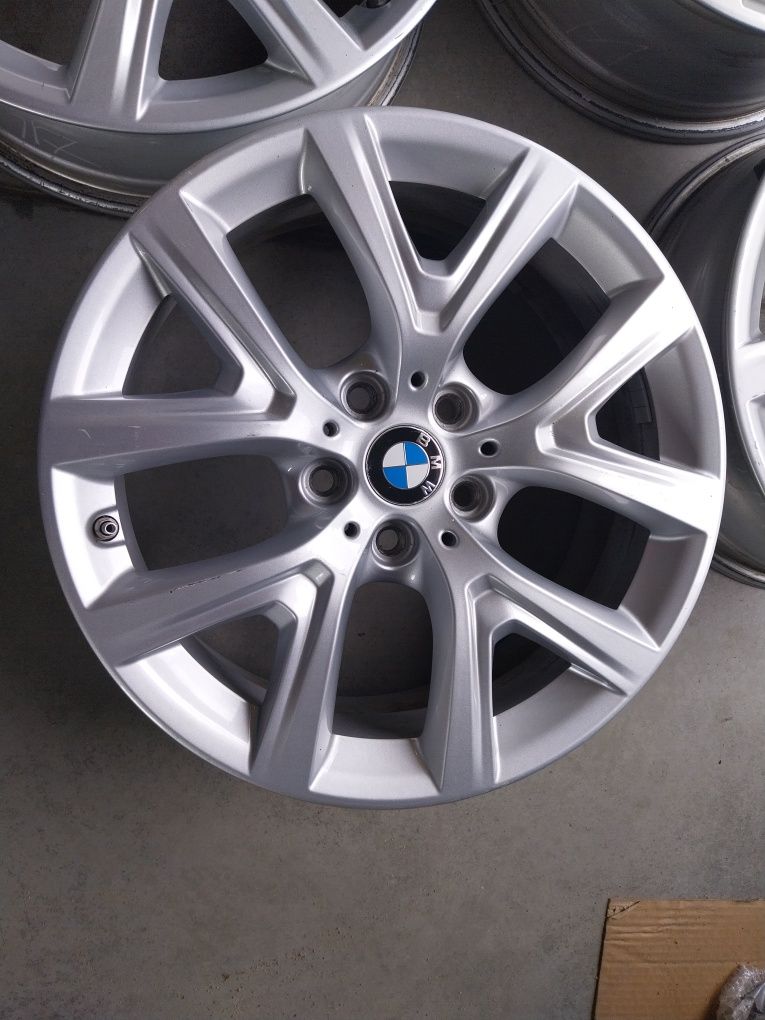 Felgi 17  BMW X1 5x112 ET 39