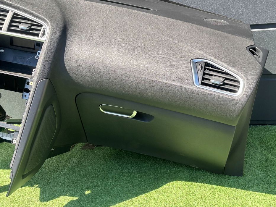 Citroen DS4 deska rozdzielcza pasy airbag