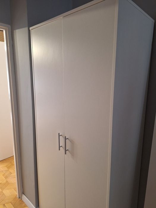 Sprzedam dużą szafę