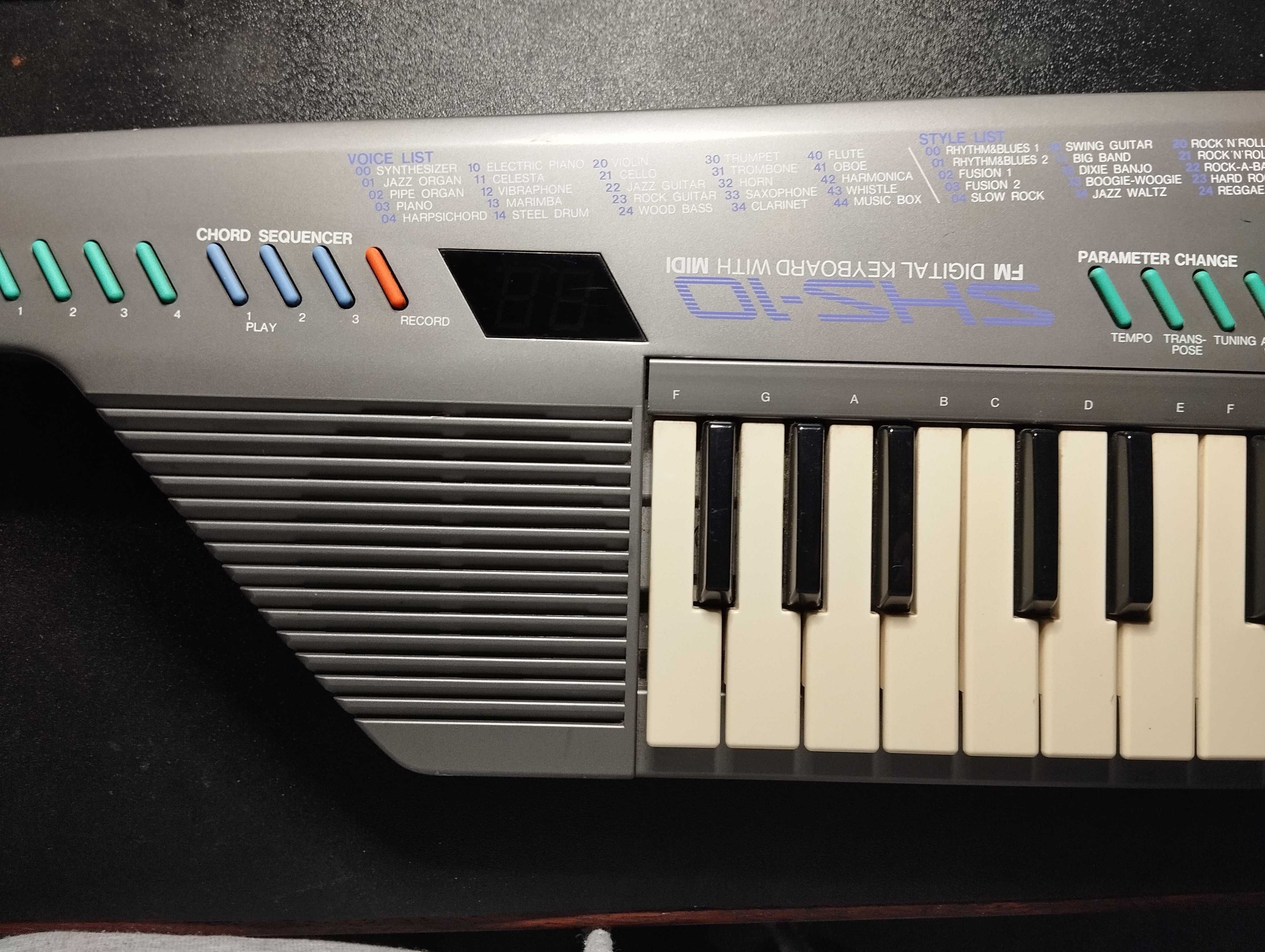Yamaha SHS-10 - Sintetizador Portátil