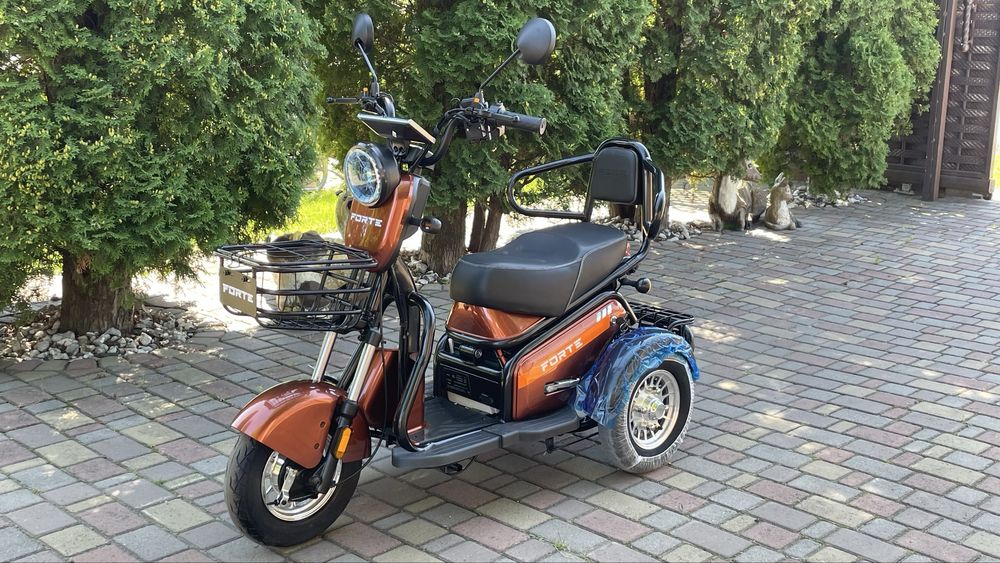 Електроскутер Електросамокат велоскутер Forte Yadea електро трицикл