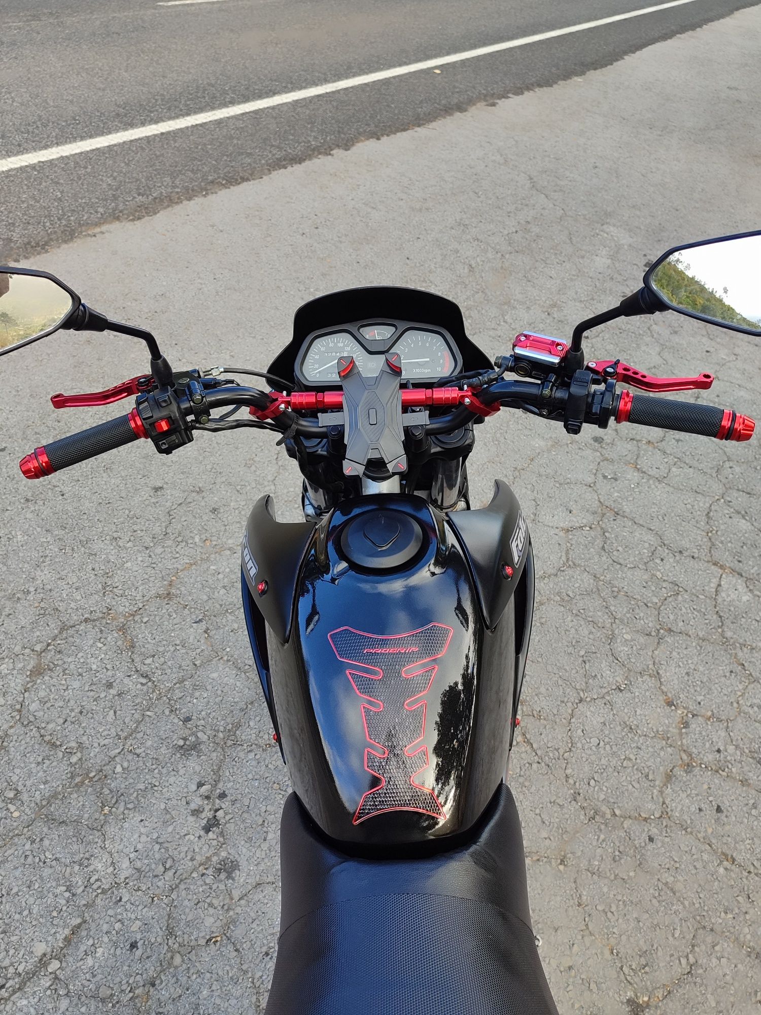 Honda NX400 Falcon
