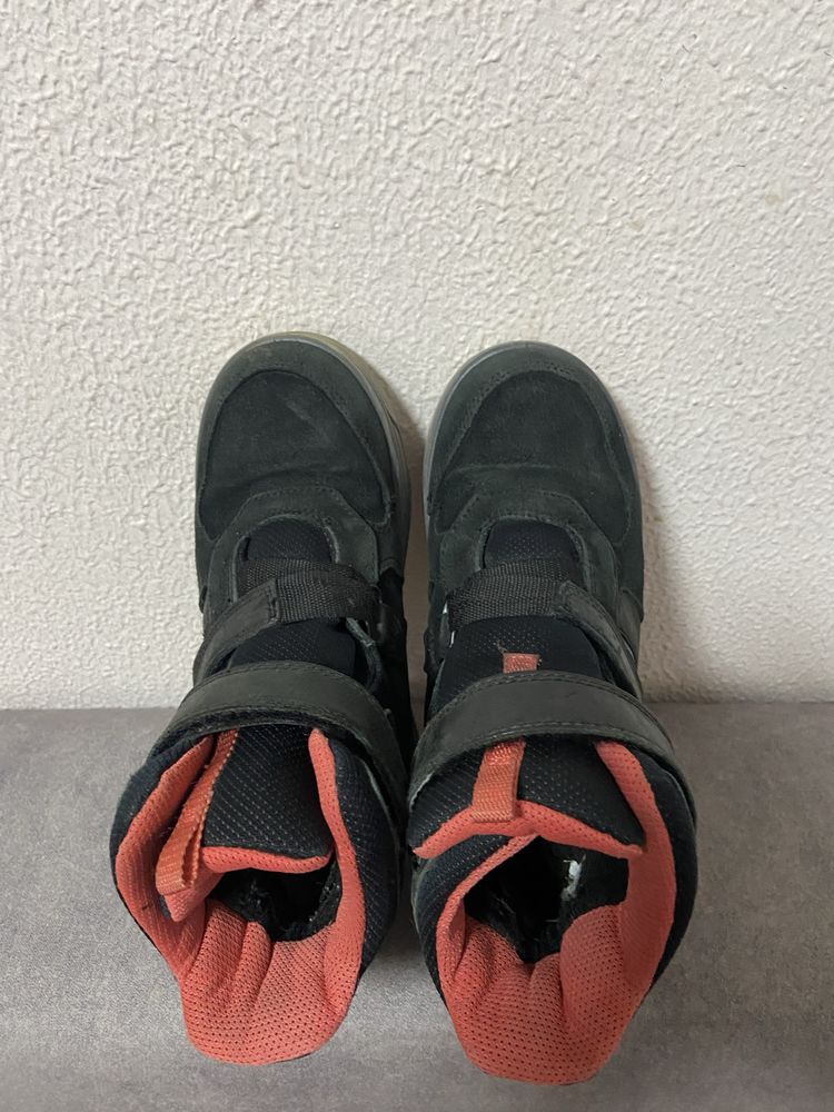 Черевики ECCO 34 розміру на Gortex