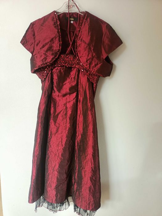 Sukienka z bolerkiem