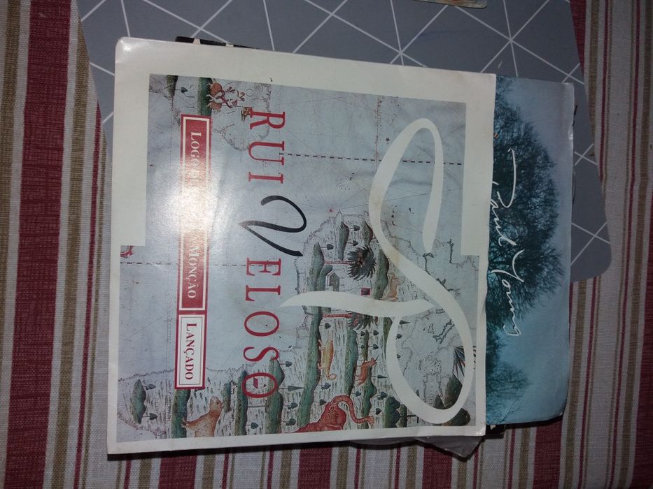 discos de vinil singles em bom estado muito antigos