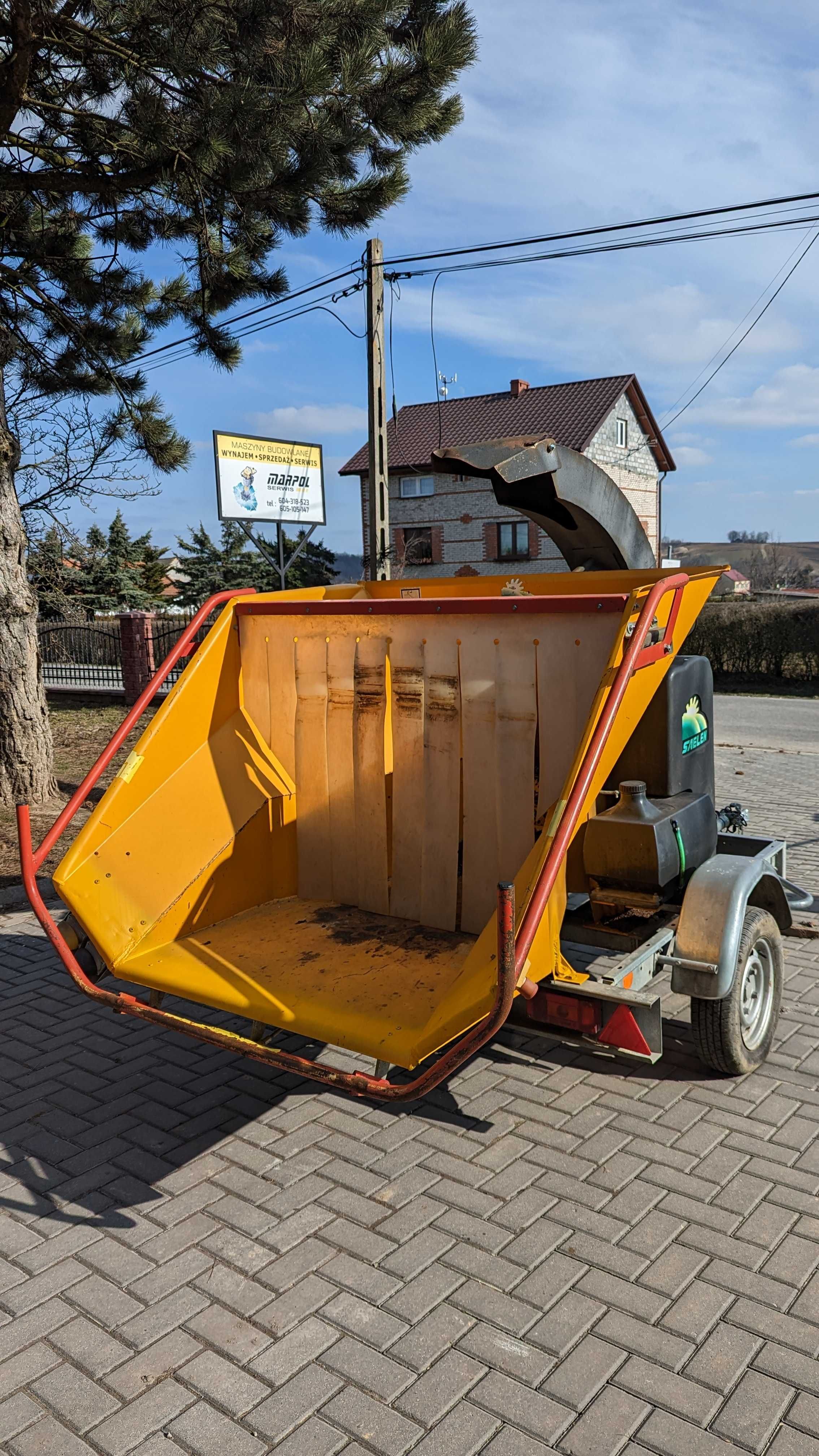 Wynajem rębak / rozdrabniacz do gałęzi spalinowy 23km na przyczepce B