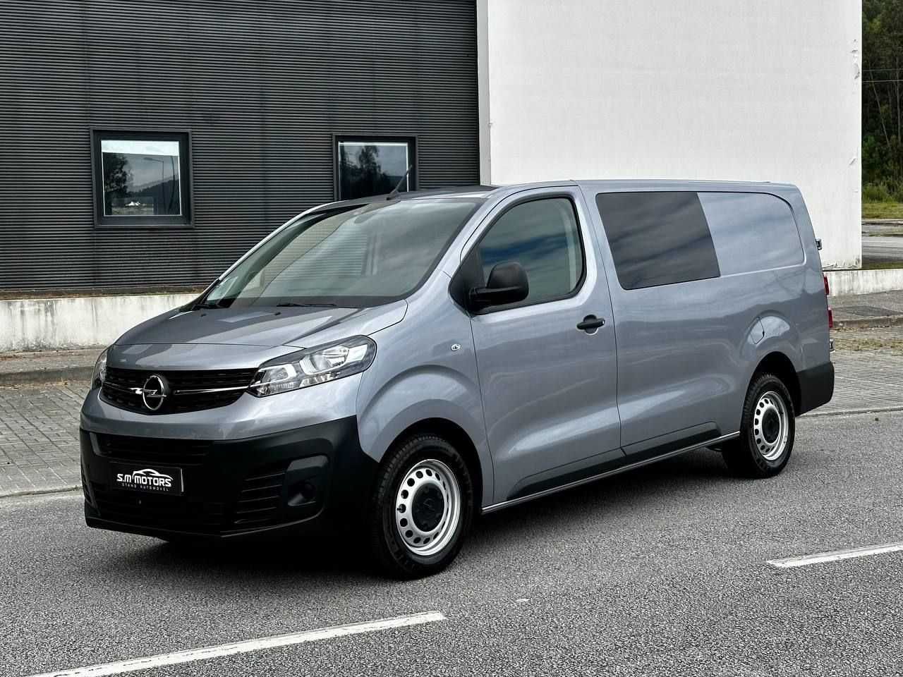 Opel Vivaro 2.0 - 7 Lugares + Mala grande