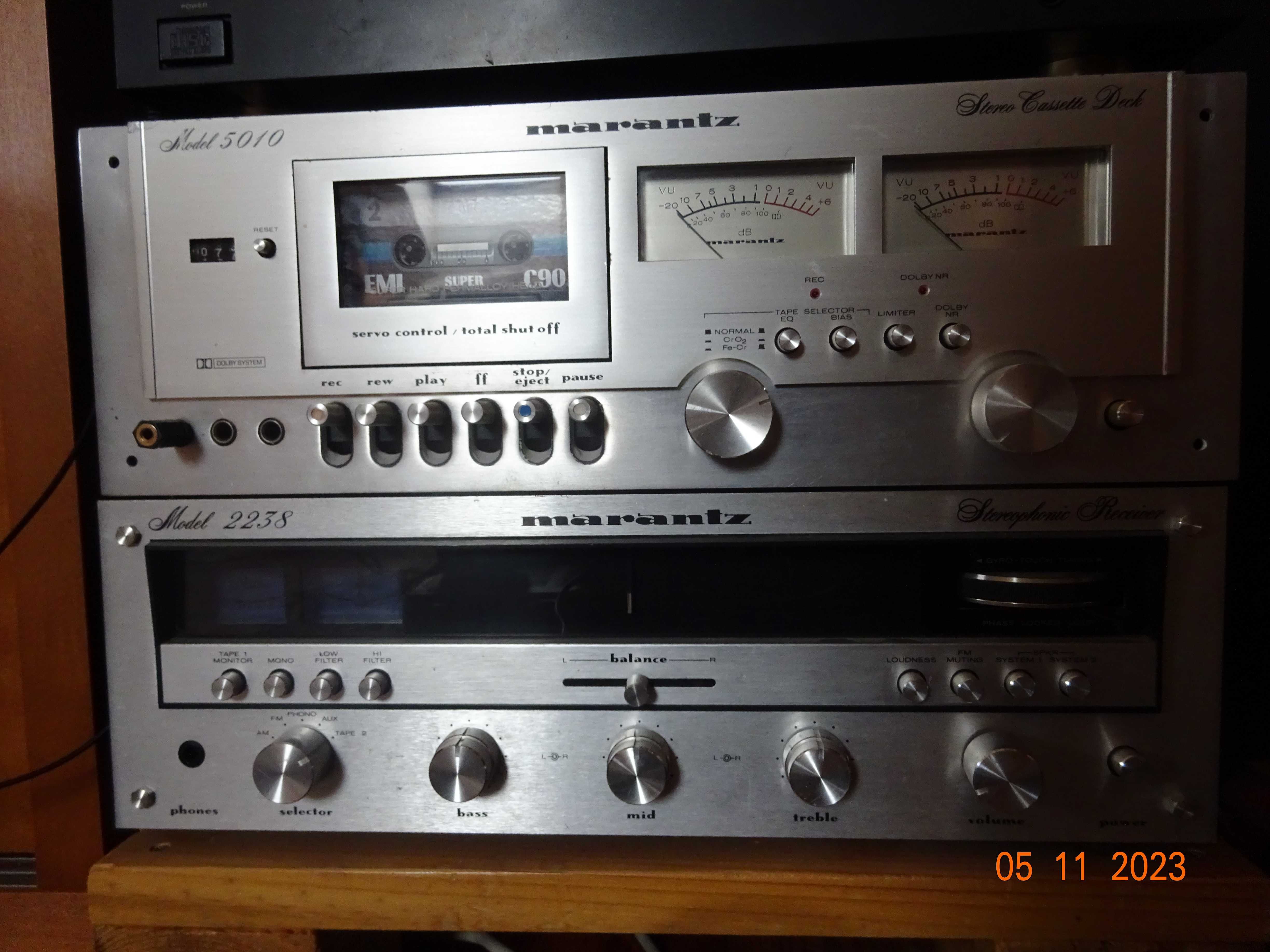 Amplituner Marantz 2238, lata 70, po wymianie kondensatorów