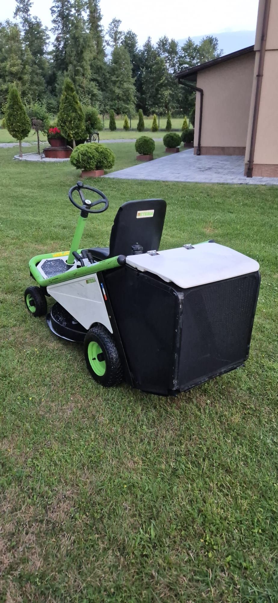 Traktorek Etesia Bahia Kawasaki 13hp