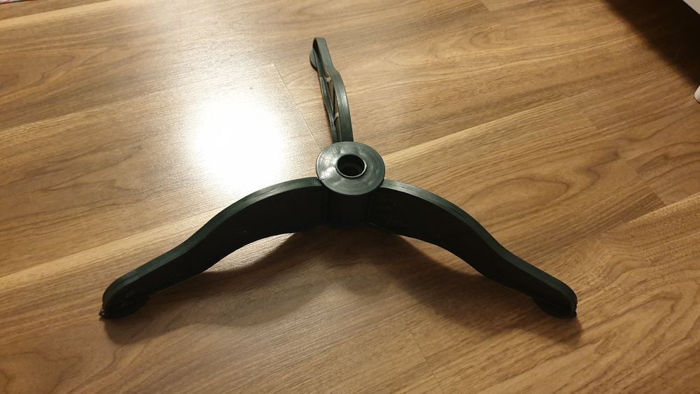 stojak pod choinkę sztuczną