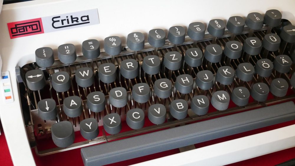 Maszyna do pisania - niemiecka nieużywana