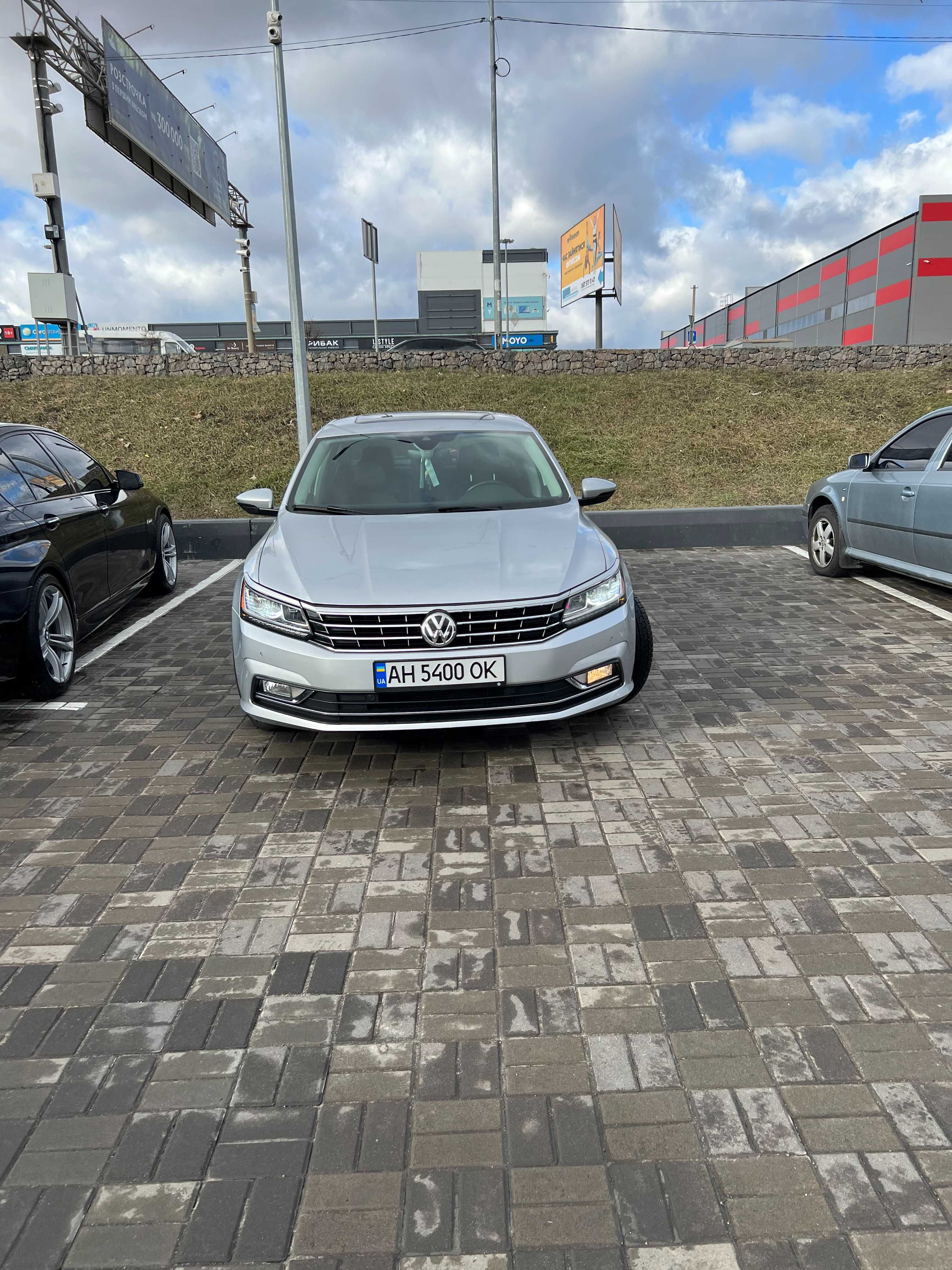 Продам власне авто Volkswagen Passat 2016 V6 3.6 SEL (Макс. комплект.)