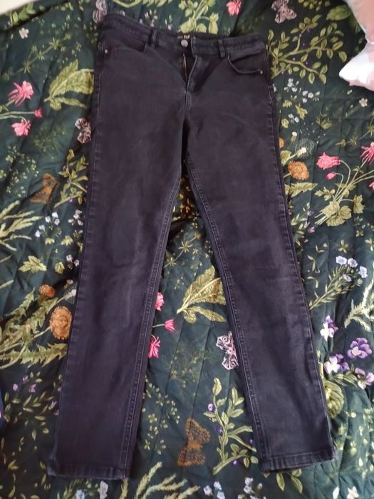 Dzinsy czarne F&F r 40