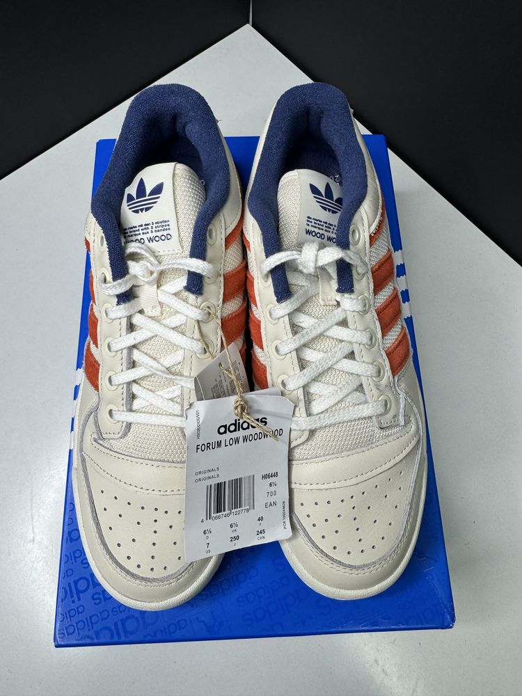Оригінал Adidas forum low  woodwood