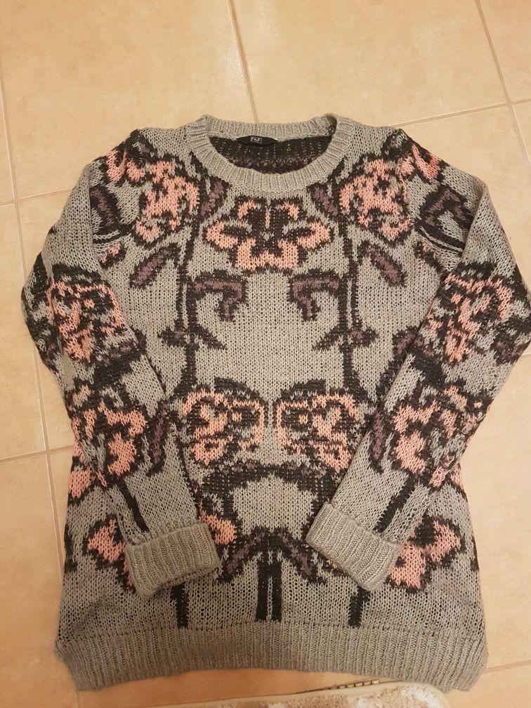 Ciepły sweter damski rozmiar M/L