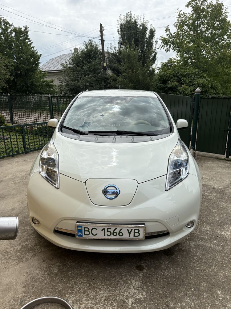 Nissan Leaf 2012
