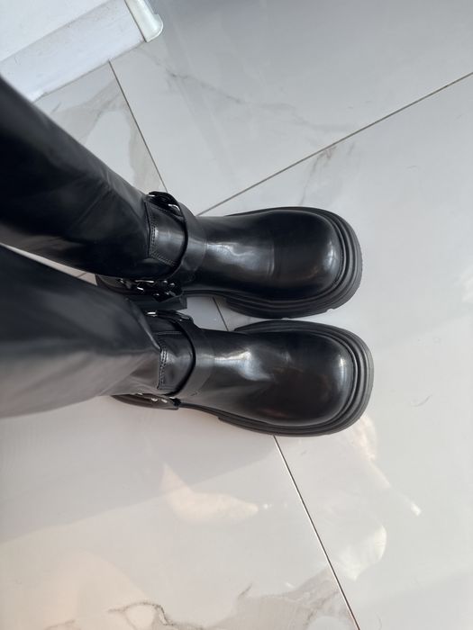 Чоботи жіночі 38-39