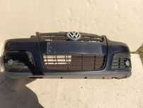 VW Golf V Kombi Jetta ZDERZAK PRZÓD