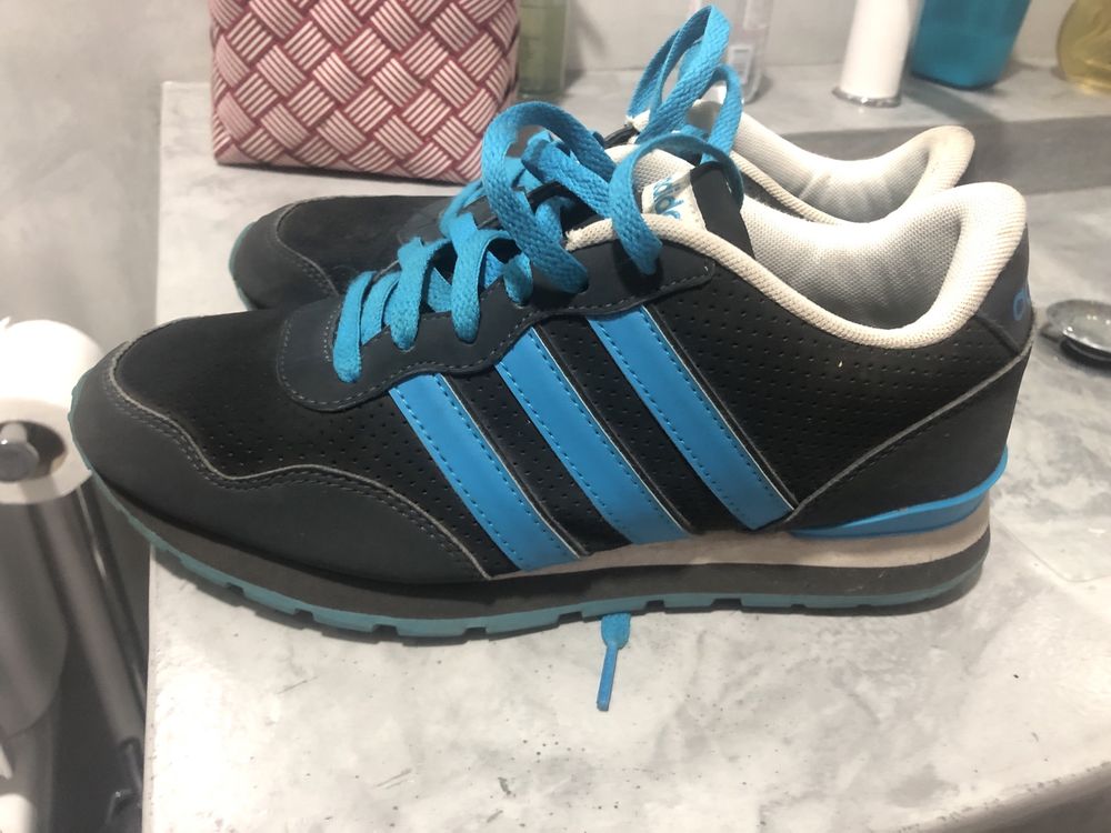 Ténis Adidas 39