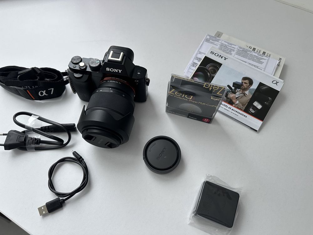 Фотоапарат Sony ILCE-7 black Alpha 7 28-70mm Kit + сумка