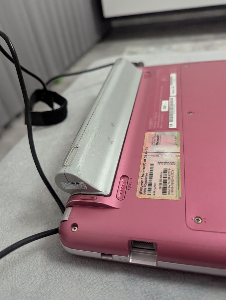 Ноутбук SONY Vaio VPCW12S1R