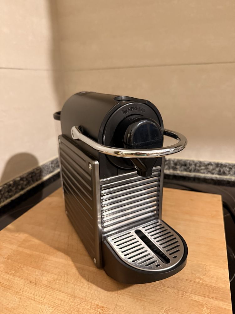 Maquina cafe nespresso pixie
