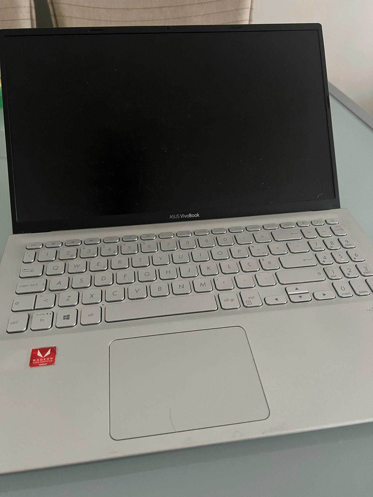 Laptop Asus Vivobook