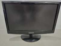 SAMSUNG SyncMaster 933 SN 18.5cala