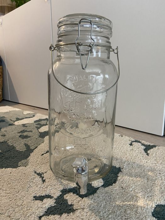Słoik z kranikiem na napoje