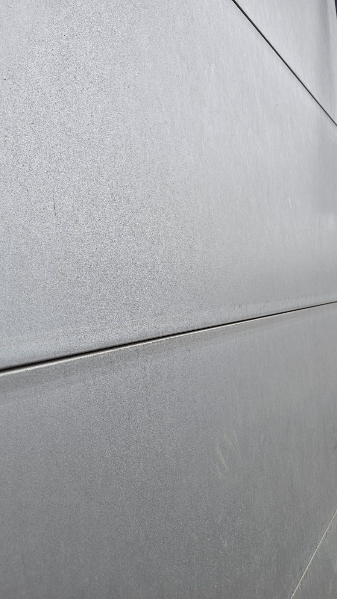 Brama garażowa 4x3 elektryczna gruba segmentowa panelowa rolowana