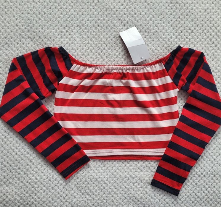 Nowa bluzka damska z długimi rękawami w paski z napisem sinner