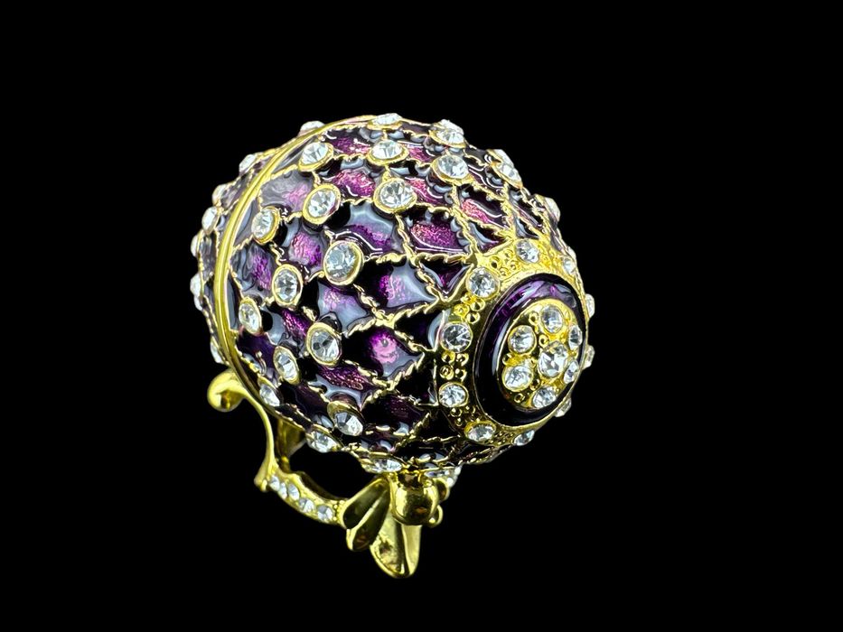 Rzeźba figurka szkatulka  JAJKO FABERGE  P23088C