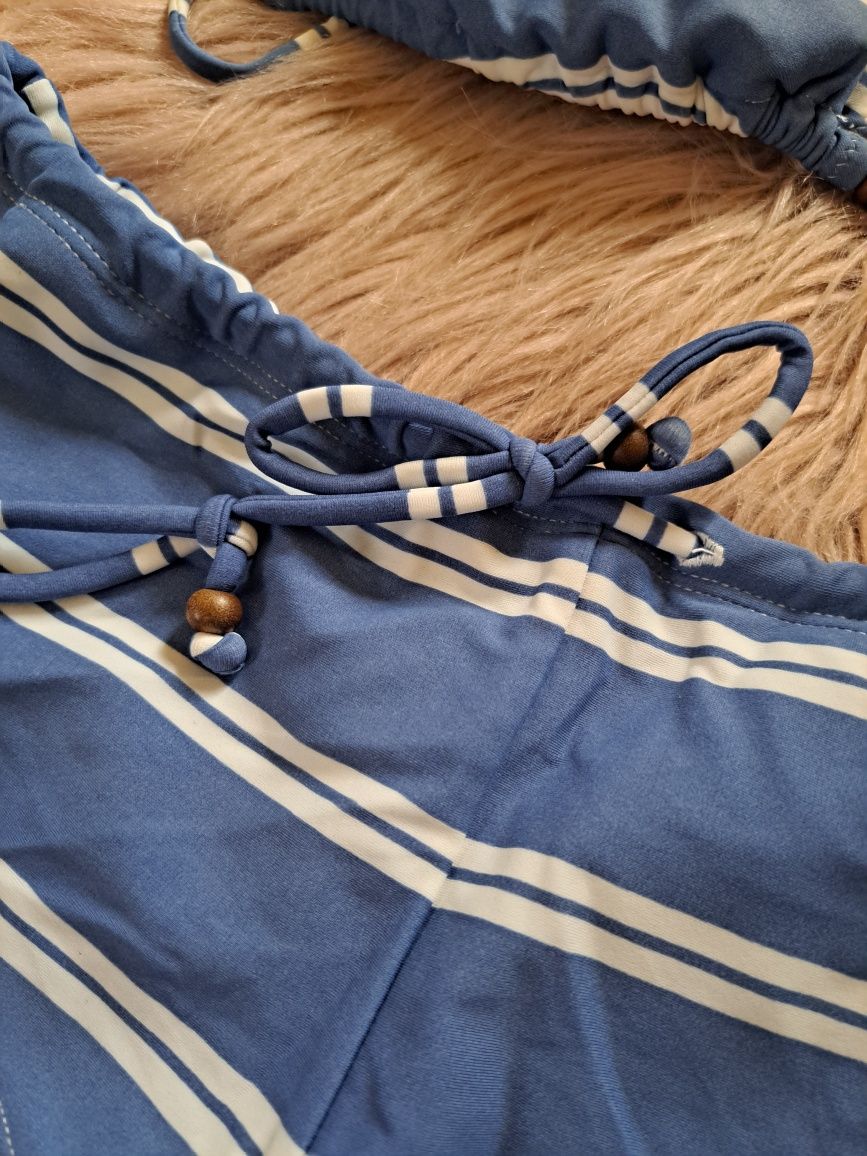 Kostium bikini w paski