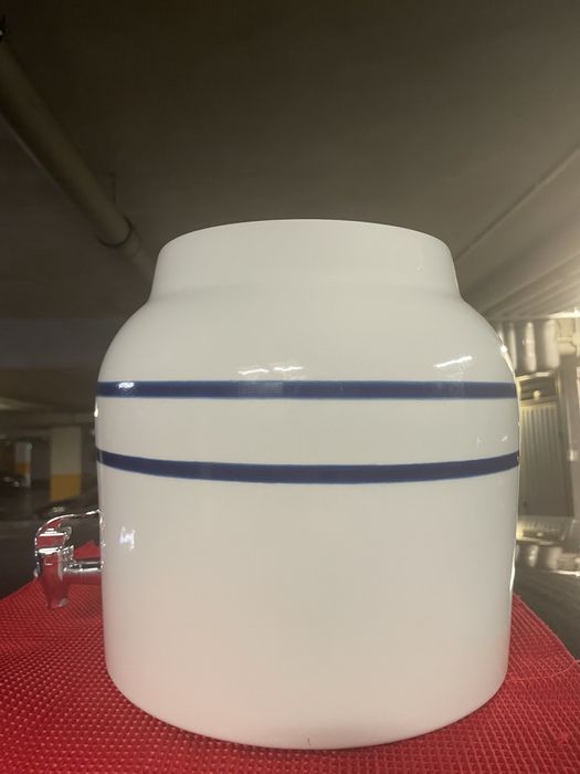 Sprzedam ceramiczny baniak do wody