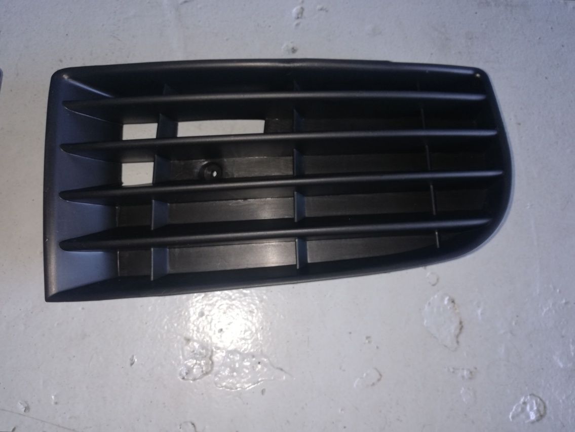 Grelhas parachoque vw golf 5 V frente NOVAS