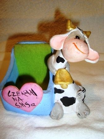 Ramka na zdjęcie i podstawka na komórkę z krówkami.