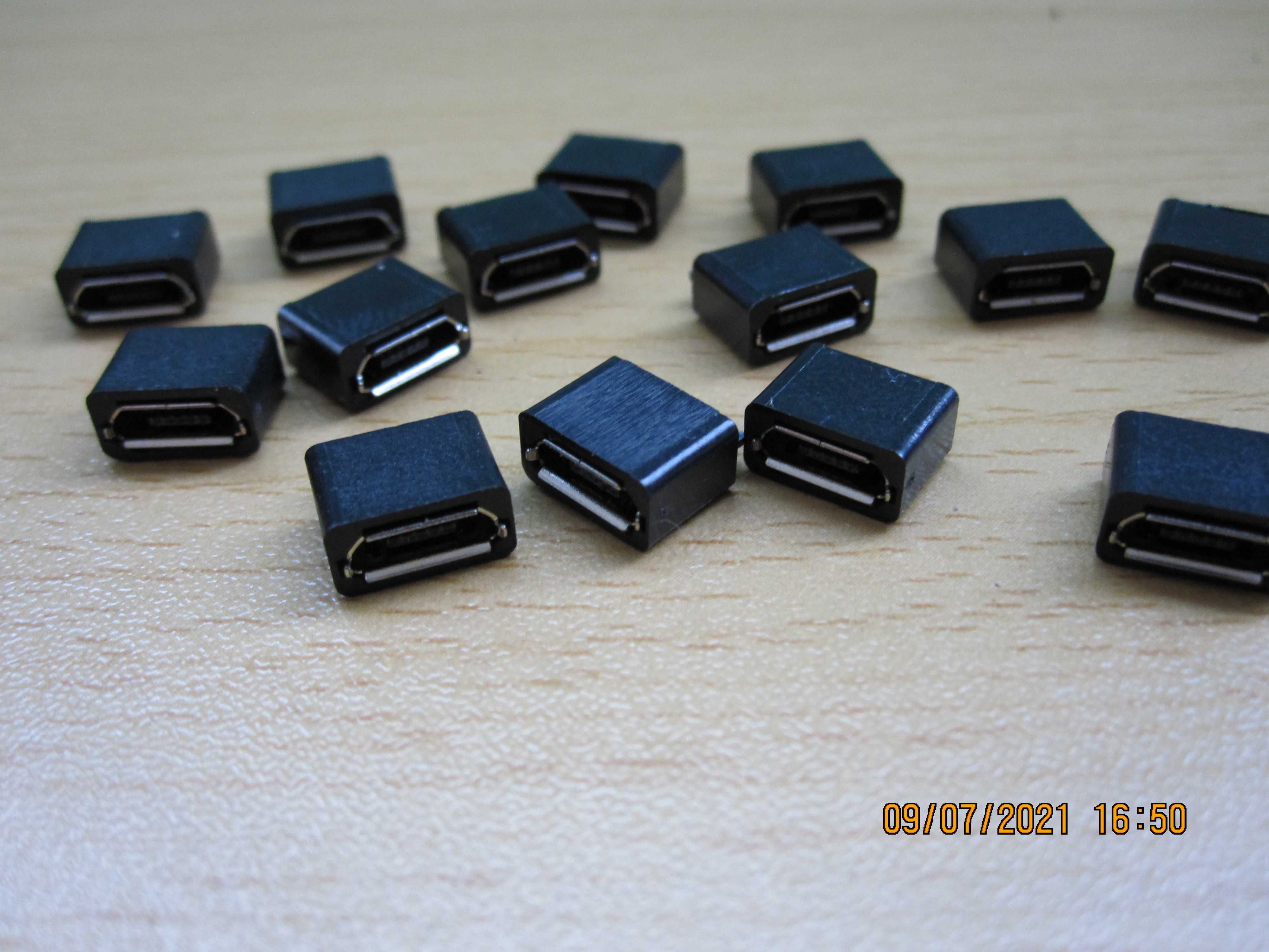 Роз'єм micro USB, гніздо 5pin (В) з пластиковим корпусом, USB-MICRO-10