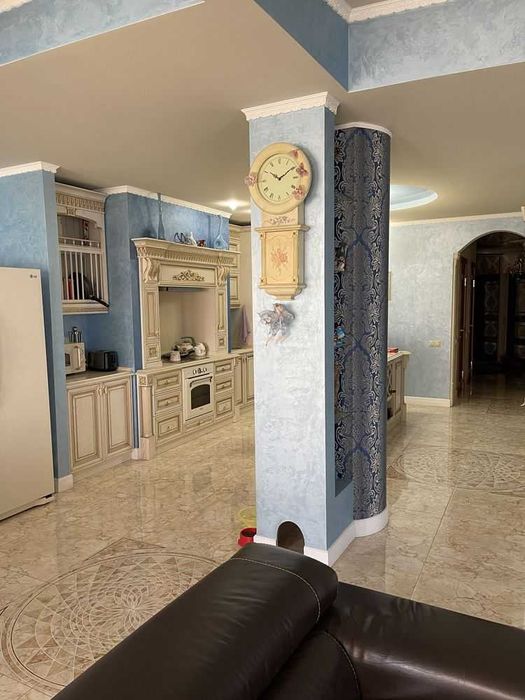 150 тыс.$ ПРОДАЖА / Квартира в центре с ремонтом 150м2 / Гагарина /