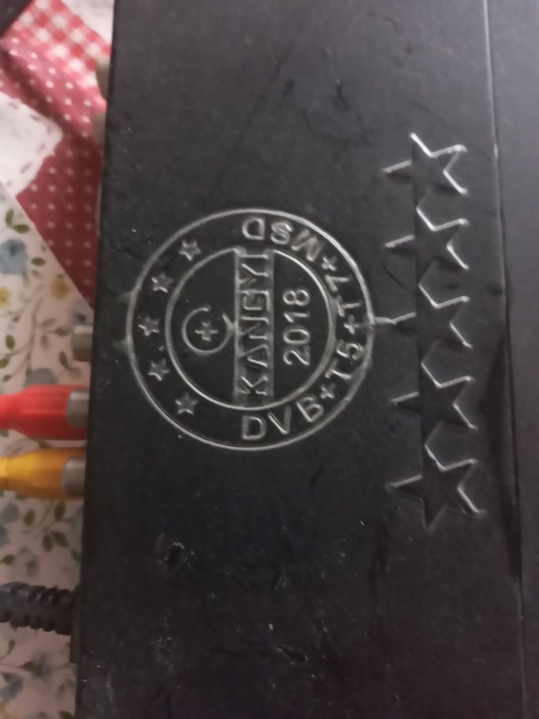 Приставка тюнер Т9